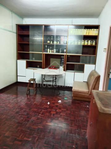 Bandar ramai-ramai Flat 1