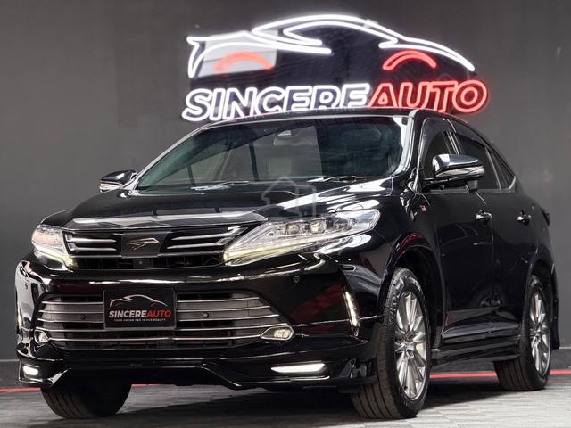 RE2022 TOYOTA HARRIER 2.0 PREMiUM PANA.ROOF P.BOOT - 1