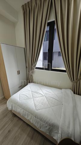 Meta City@Seri Kembangan Master/Medium/Small Room ,1mth depo,5min MRT 4