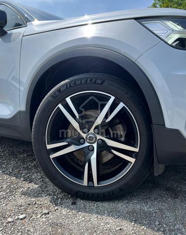 2022 Volvo XC40 2.0 T5 R-DESIGN (A) Full Service - 4