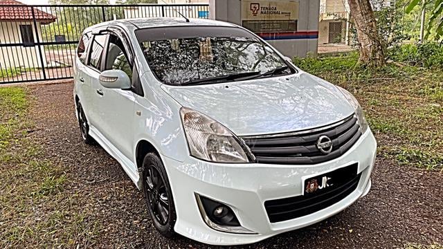 2012 Nissan GRAND LIVINA 1.8 PREMIUM/AUTECH MC - 1