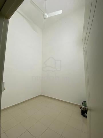 Bilik Sewa ,Wanita ,Taman Nusari Bayu 3,Sendayan ,Seremban 1