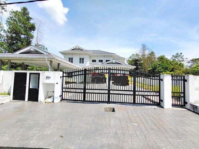 BRAND NEW 2 Storey Bungalow House with Swimming Pool, Bukit Mahkota 1