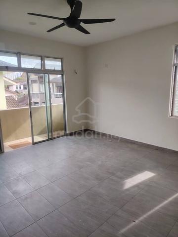 Dedaun 2 Storey Bungalow Corner Unit Near Stadium n Food Court 1