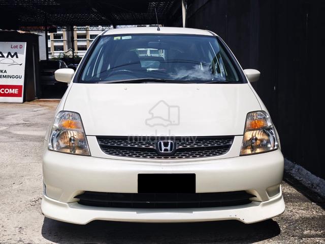 2003 Honda STREAM 2.0 RN3 K20A Cash Only One Owner - 3