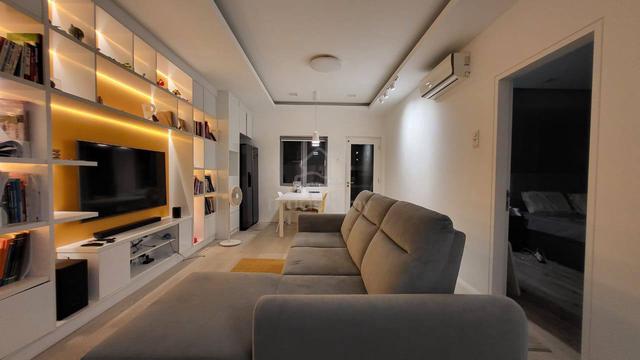LakeFront Residence 1