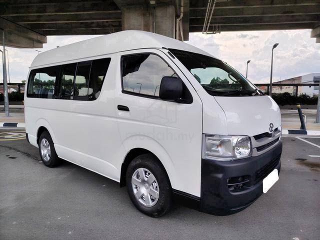 2009 Toyota Hiace 2.5 (M) High Roof Window Van - 1