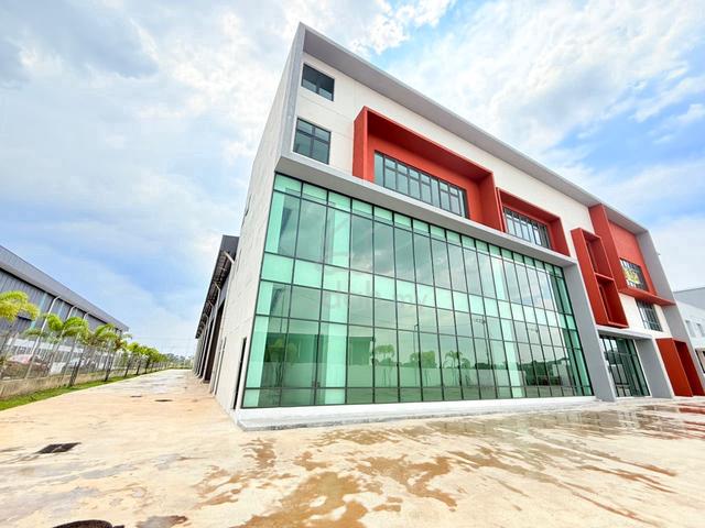 Warehouse Industrial, Bandar Serenia, Dengkil for Rent 1