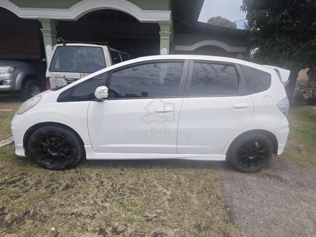 2014 Honda JAZZ 1.3 HYBRID FACELIFT (A) - 2