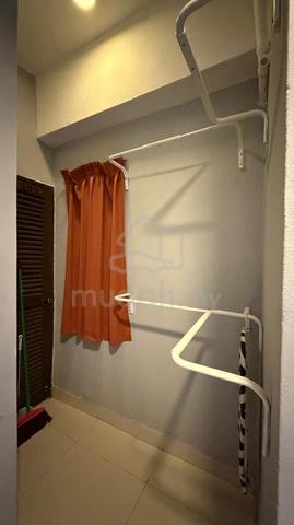 Api-Api Apartment 1