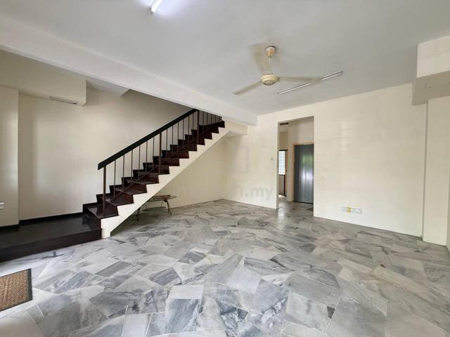 Taman Wawasan 1, Pusat Bandar Puchong, Double Storey House, Puchong 1
