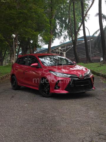 Toyota Yaris 1.5 E Sporty & Stylish - 1