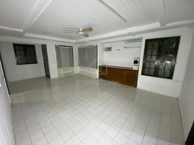 Single Storey Detached House for rent at Kampung Cemerlang 1