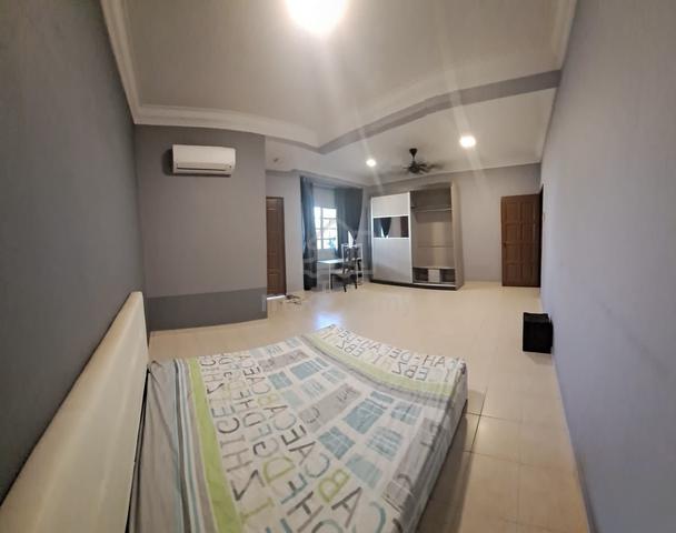 Aircond Master room at Taman Cempaka, Senawang 1