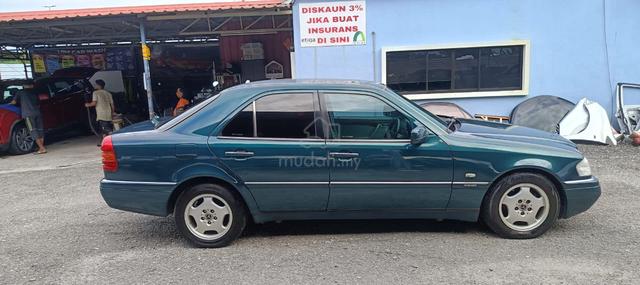 1996/2001 Mercedes Benz C200 (A) - 4