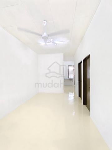 Rumah Baru Cat Di Taman Mutiara (Full Loan) 1