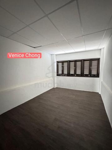 Lebuh Chulia Double Storey Shophouse 1
