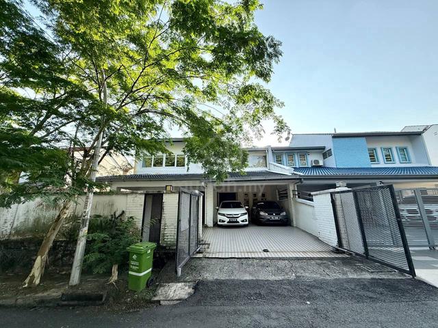Double Storey Semi D Jalan Datuk Sulaiman TTDI, KL 1