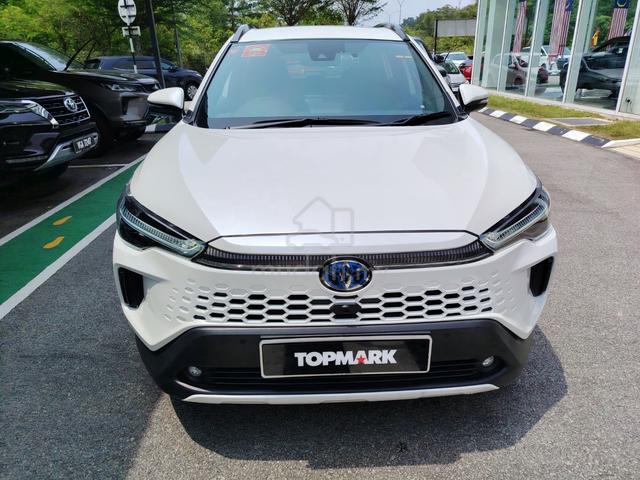 Toyota COROLLA CROSS 1.8HEV (A) 3,012KM Demo Unit - 3