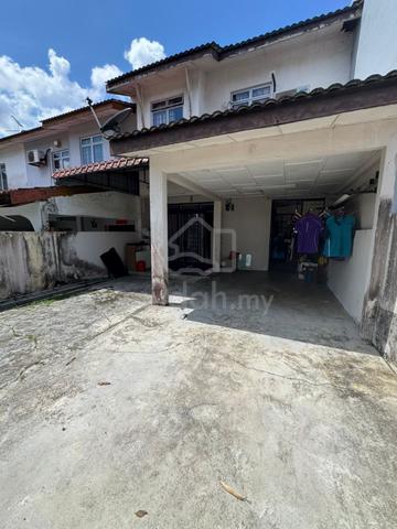 Taman Puteri Wangsa. Double storey terrace house. Cheap unit 1