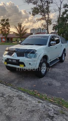 2013 Mitsubishi TRITON 2.5 FACELIFT (M) - 1