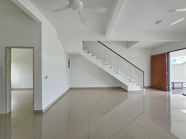 Aspira Hills Gerbang Nusajaya Double Storey For Rent 1