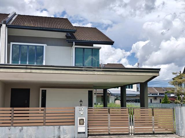 Green Gate Residence Double Storey Terrace Corner For SALES 1