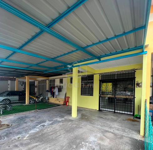 Teres Taman Bukit Sendayan 1