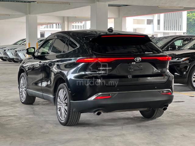2021 Toyota HARRIER 2.0 Z *SPARE TYRE & TWO TONE - 2