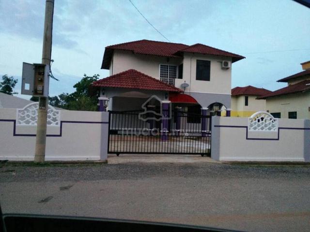 Double Storey Bungalow House 1