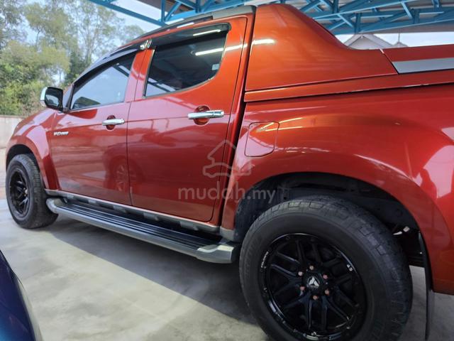 2014 Isuzu D-MAX 3.0 V-CROSS SAFARI 4X4 - 5