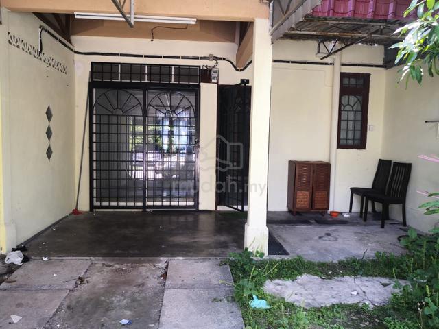 2-Storey Terraced House for Rent 1
