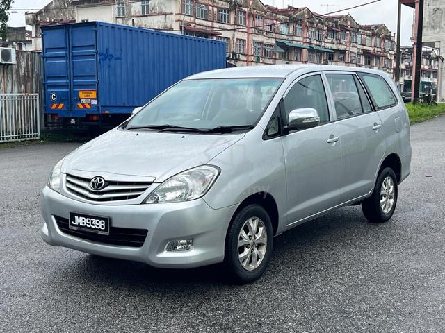 2010 Toyota INNOVA 2.0 E FACELIFT (A) - 5