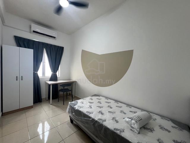 Fully Furnished Selangor Seri Kembangan Room For Rent 1