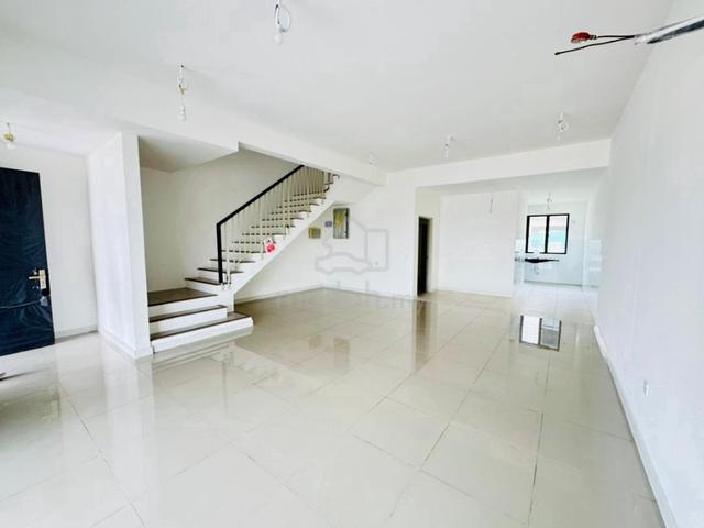 Brand NEW House, NADIRA 3, 22x75ft Land Area, Bandar Bukit Raja, Klang 5