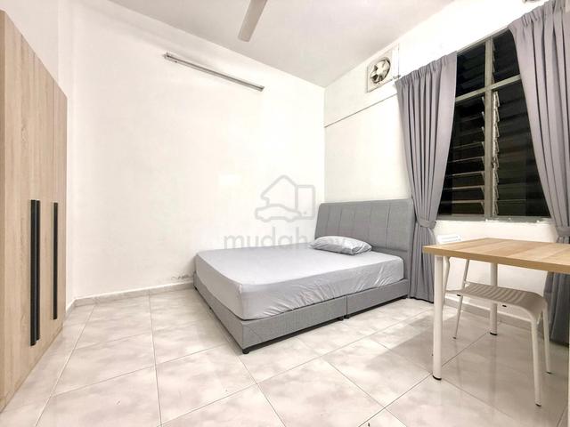 Cozy Middle Room for Rent @ Taman Dahlia, Butterworth 1