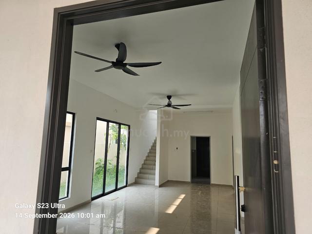 Below Bank Value Renovated La Casa Lunas Bungalow 1