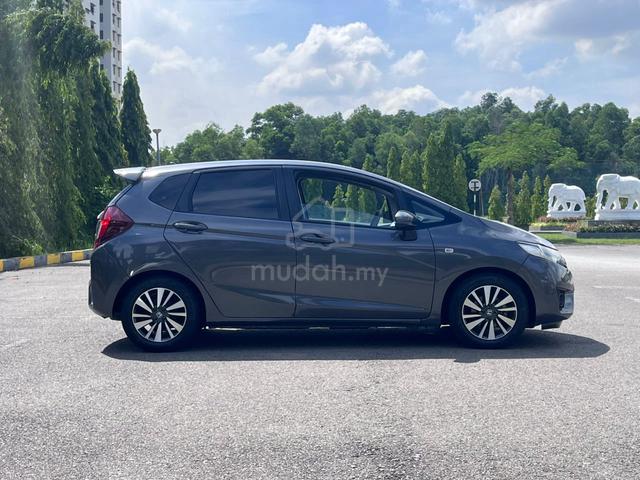 2016 Honda JAZZ 1.5 S (A) FULL LOAN / OWNER - 5
