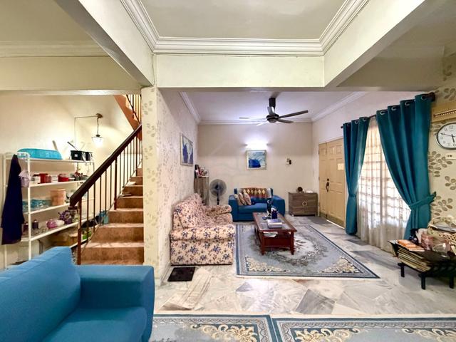 2 Sty House @ Bandar Tun Hussein Onn, Freehold, Cheras, Super Cheap 1