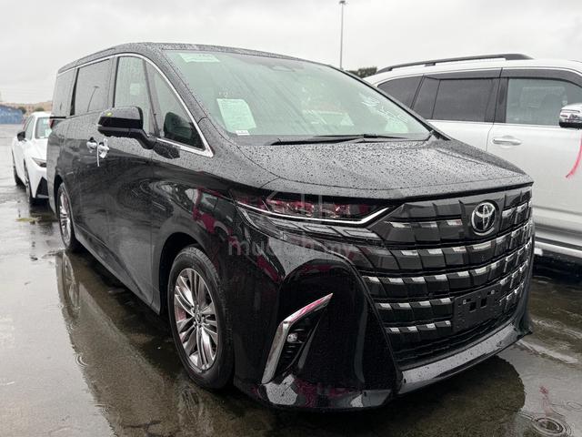 2023 Toyota Alphard Z 2.5 - Cars for sale in Kuching, Sarawak