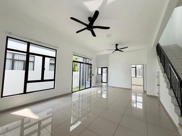 Regent Garden Eco Grandeur 2Storey Puncak Alam For Rent 1