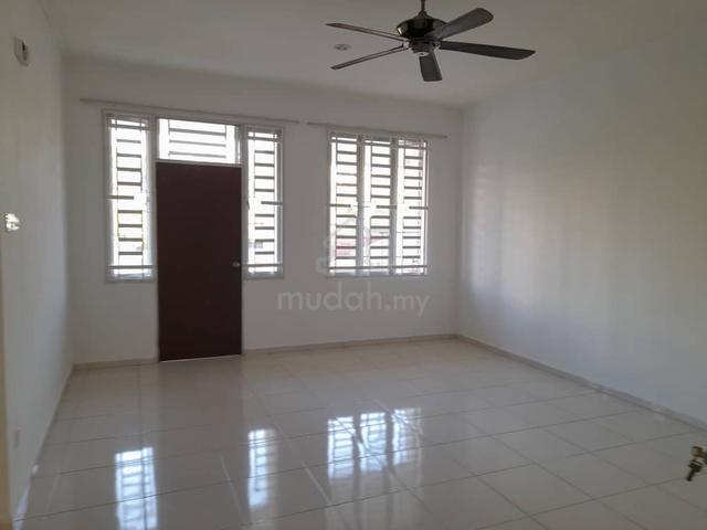 Batu Maung 2 sty House 1800sf Unfurnised WAREHOUSE / OFFICE / OWN STAY 1