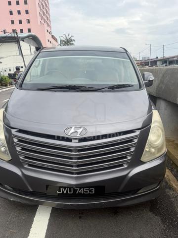 2010 Hyundai GRAND STAREX 2.5 ROYALE (A) - 1