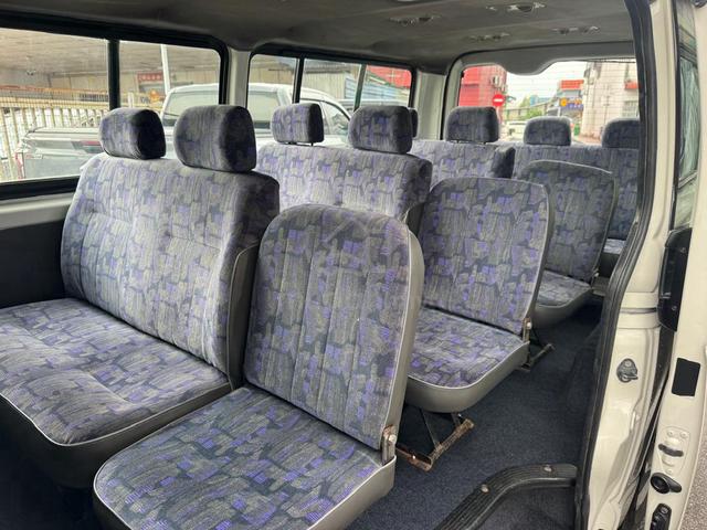 2011 Toyota HIACE 2.5 Window Van (M) Boleh Loan - 5