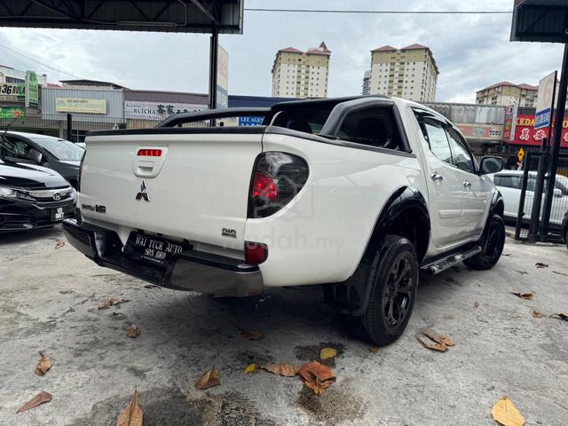 Mitsubishi TRITON 2.5 VGT (A) Diesel Turbo 4x4 - 4