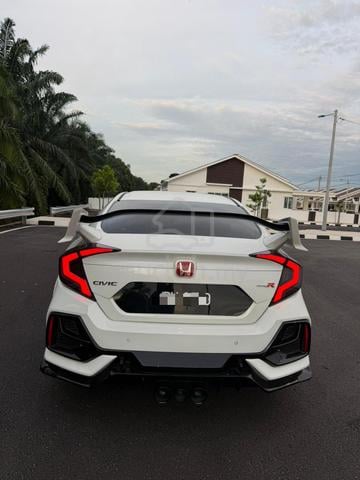 2016 Honda CIVIC 1.8 S (A) - 4