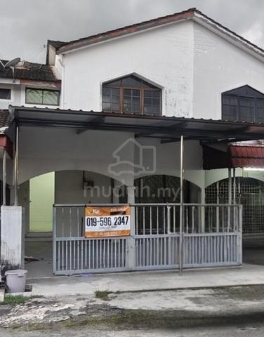 Double-Storey Terrace House In Taiping town. Good Location. 1