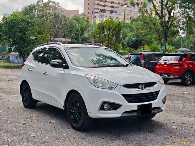 Hyundai TUCSON 2.4 PREMIUM 2014(A)LoanKedaiMuka2k - 2