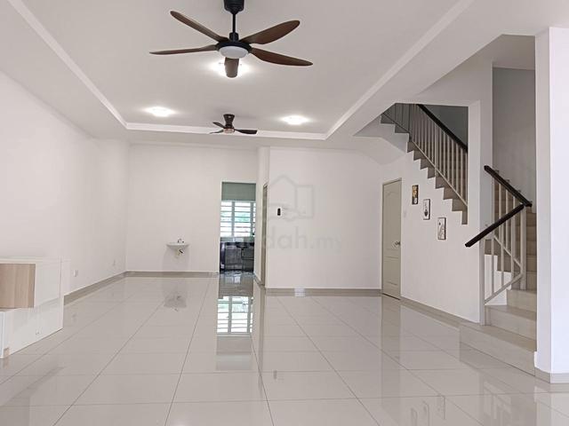 Ipoh Bandar Baru Sri Klebang 4 1 Bedrooms Double Storey House  1