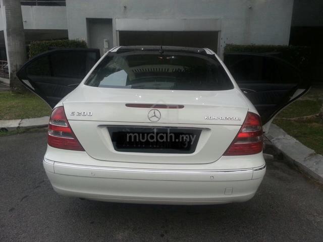 1995 Mercedes Benz E200 (CKD) 2.0 (A) - 3